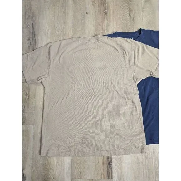 Pair of Men's Work Shirts - Picture 3 of 7